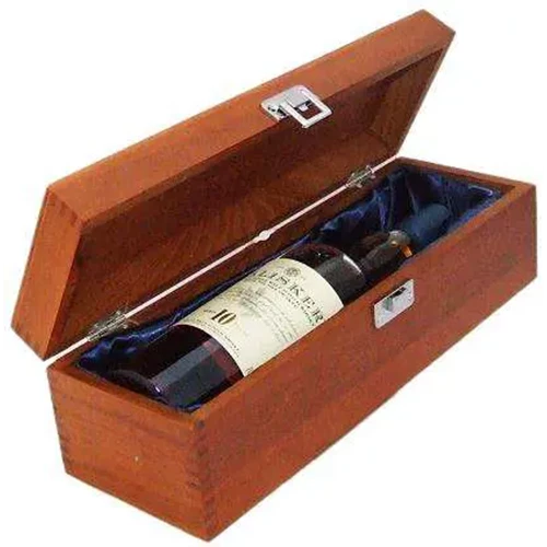 Talisker 10 year old Highland Malt In Luxury Case